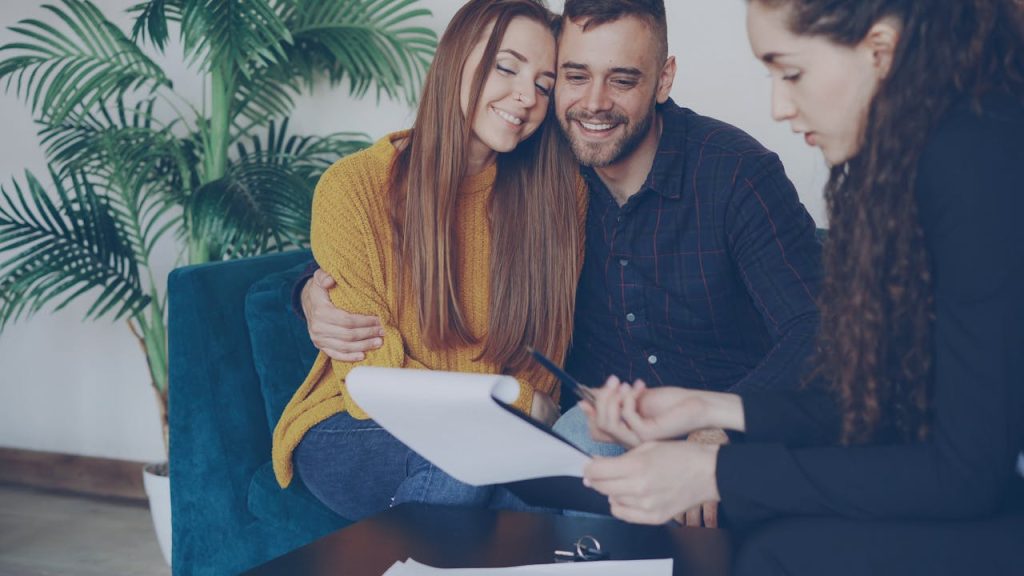 How to Switch Life Insurance Policies Without Losing Coverage